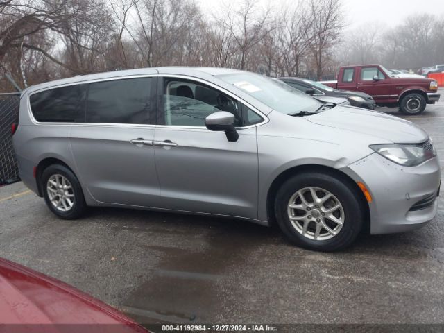 2C4RC1DG1HR552085 Chrysler Pacifica Touring