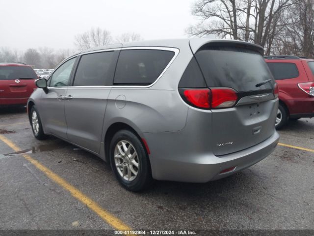 2C4RC1DG1HR552085 Chrysler Pacifica Touring