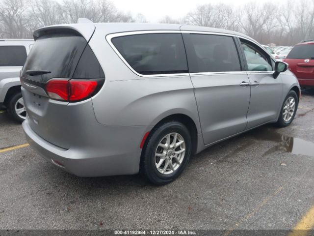 2C4RC1DG1HR552085 Chrysler Pacifica Touring