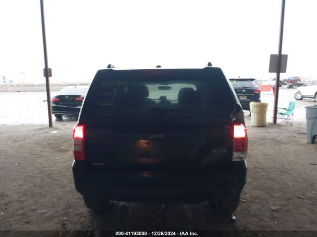 1C4NJPBA0GD777492 Jeep Patriot Sport Se