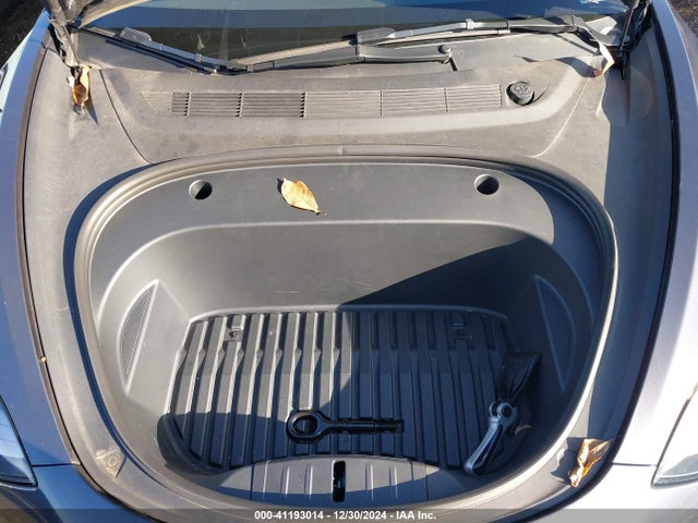 2023 TESLA MODEL 3 5YJ3E1EA1PF485573 Photo 9