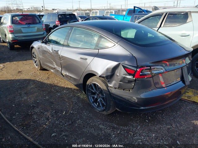 2023 TESLA MODEL 3 5YJ3E1EA1PF485573 Photo 2