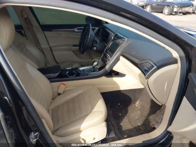 1FA6P0HD2G5121208 Ford FUSION SE