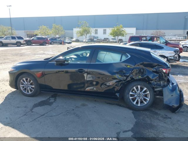 JM1BPAJLXM1314726 Mazda Mazda3 2.5 S