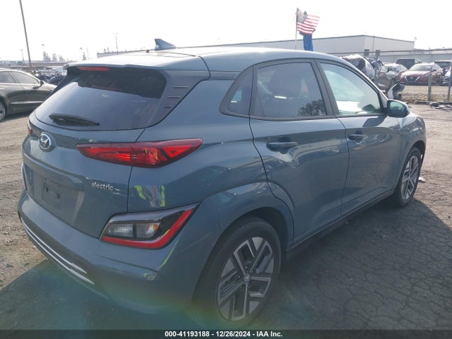 KM8K33AG4NU159256 Hyundai Kona Electric Sel