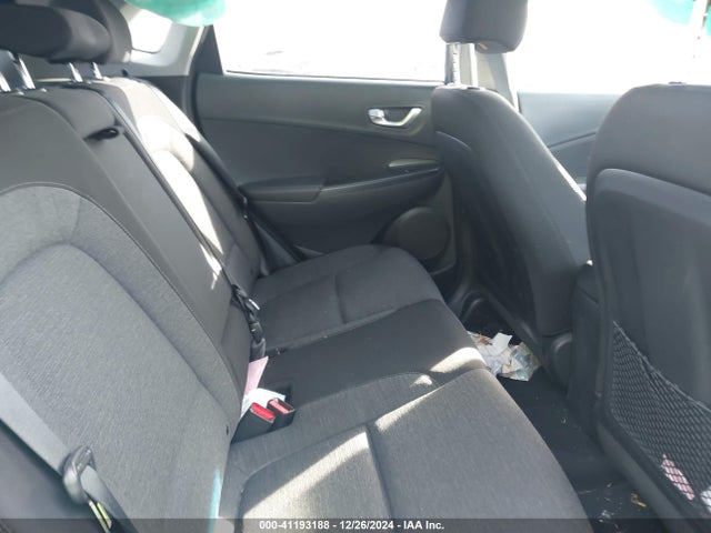 KM8K33AG4NU159256 Hyundai Kona Electric Sel
