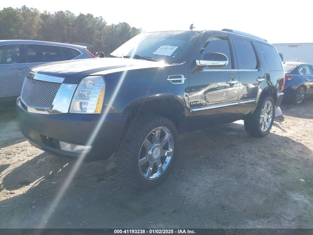2011 CADILLAC ESCALADE 1GYS4BEF5BR216019 Photo 1