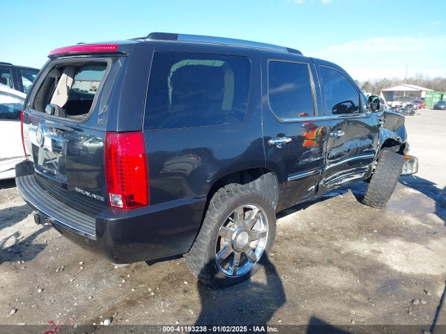 2011 CADILLAC ESCALADE 1GYS4BEF5BR216019 Photo 3