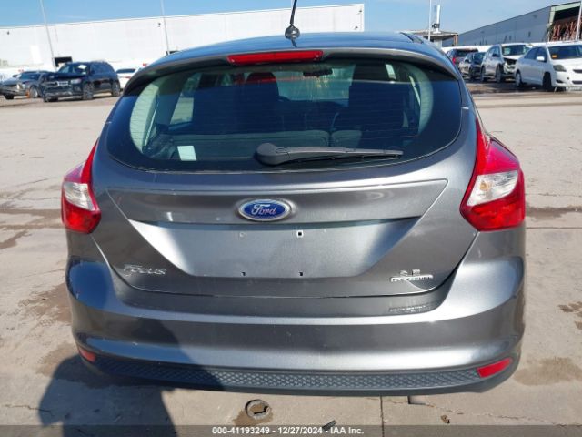 1FADP3K25EL140277 Ford FOCUS SE