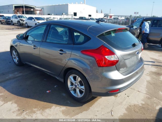 1FADP3K25EL140277 Ford FOCUS SE