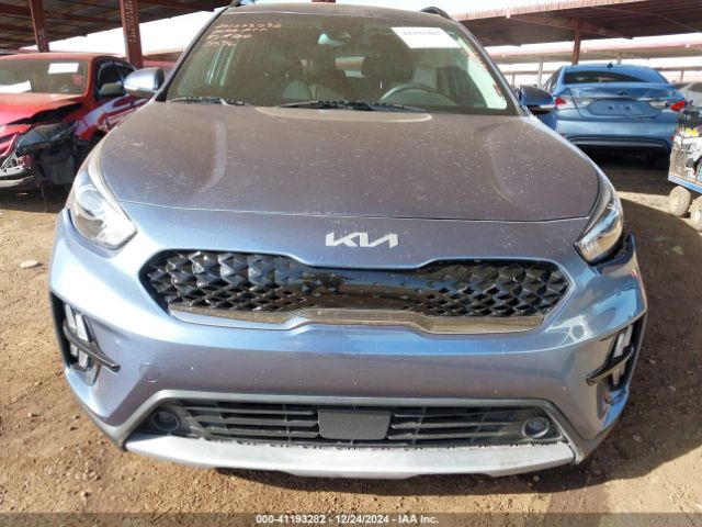 KNDCC3LC2N5495596 KIA Niro Touring Se