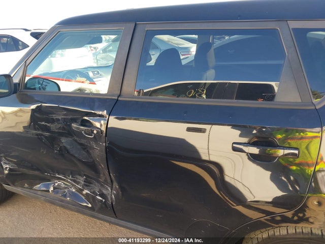 KIA SOUL + 2016 KNDJP3A57G7383903 Image 14