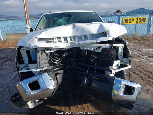 5TFDY5F16JX743584 Toyota Tundra Sr5 5.7l V8