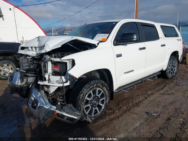 5TFDY5F16JX743584 Toyota Tundra Sr5 5.7l V8