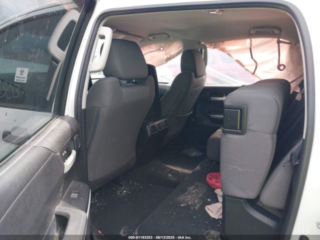 5TFDY5F16JX743584 Toyota Tundra Sr5 5.7l V8