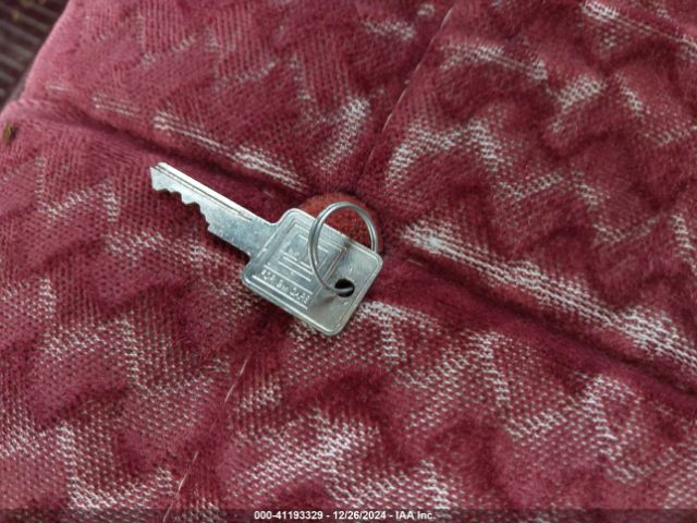 1981 OLDSMOBILE DELTA 88 1G3AY69Y1BM298806 Photo 10