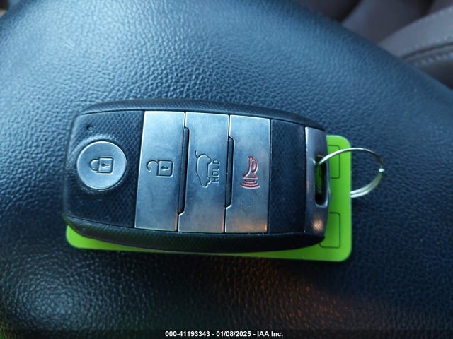 KIA SOUL + 2017 KNDJP3A57H7474624 Image 11
