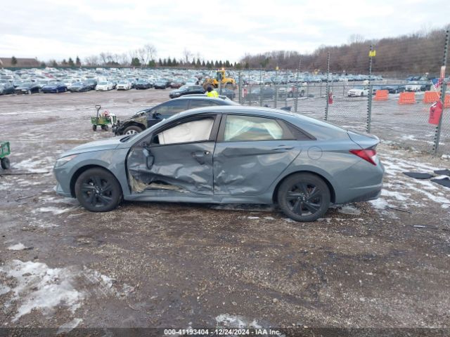 KMHLM4AG4MU123296 Hyundai ELANTRA SEL