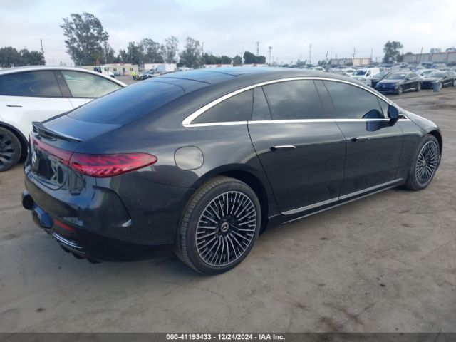 W1KCG2DB3NA018869 Mercedes-Benz ed