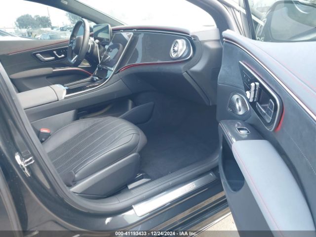 W1KCG2DB3NA018869 Mercedes-Benz ed