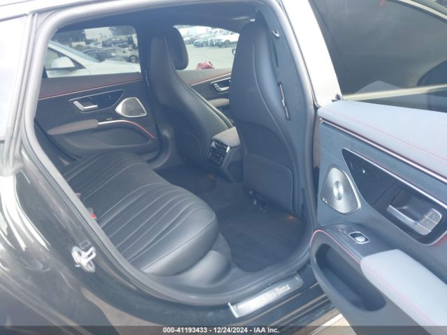 W1KCG2DB3NA018869 Mercedes-Benz ed