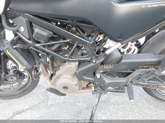 2023 HUSQVARNA VITPILEN 401/SVARTPILEN 401 MD2JUJ408PC224578 Photo 8