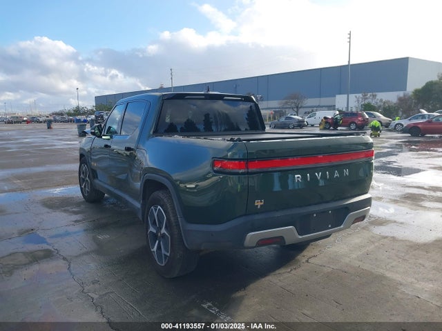 Rivian R1t Adventure 2022 7FCTGAAA8NN008972 Image 3