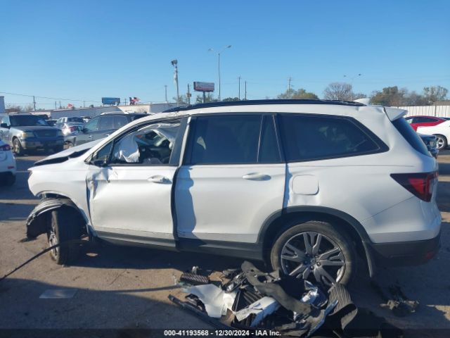 5FNYF6H38NB099307 Honda Pilot Awd Sport