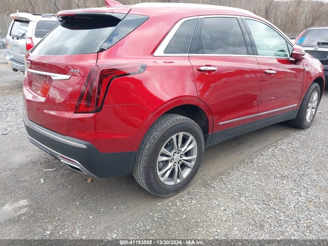 2022 CADILLAC XT5 1GYKNCRS2NZ135669 Photo 3