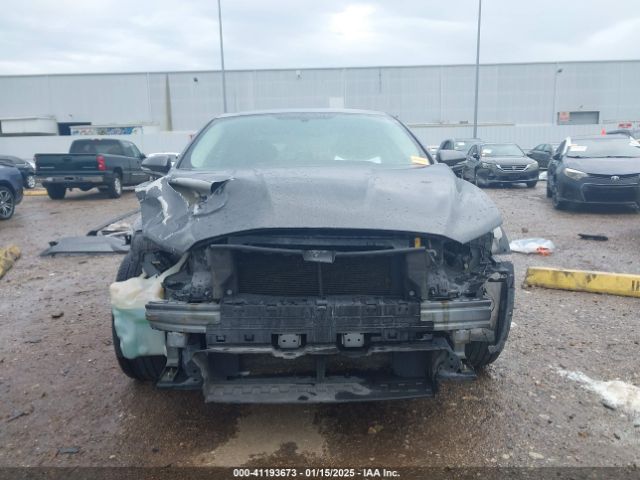 1FA6P0H76F5103965 Ford FUSION SE