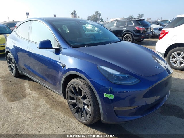 2022 TESLA MODEL Y 7SAYGAEE8NF547022 Photo 0