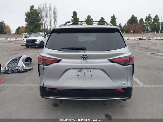 5TDZRKEC3NS095556 Toyota Sienna Limited