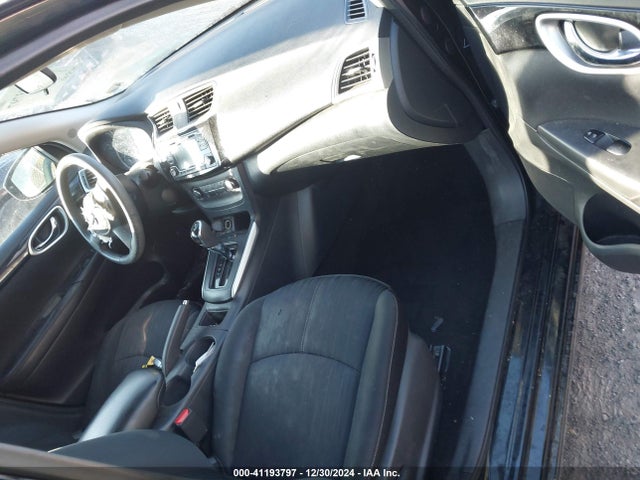 41193797 :رقم المزاد ، 3N1AB7AP7HL670388 vin ، 2017 Nissan Sentra Sv مزاد بيع