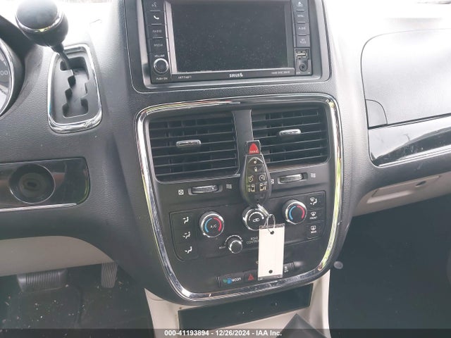 Dodge Grand Caravan Sxt 2017 2C4RDGCG5HR677575 Image 11