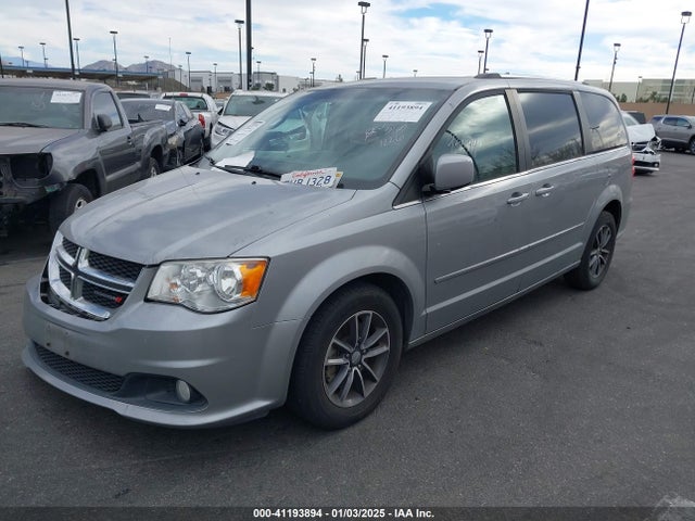 2C4RDGCG5HR677575 Dodge Grand Caravan Sxt