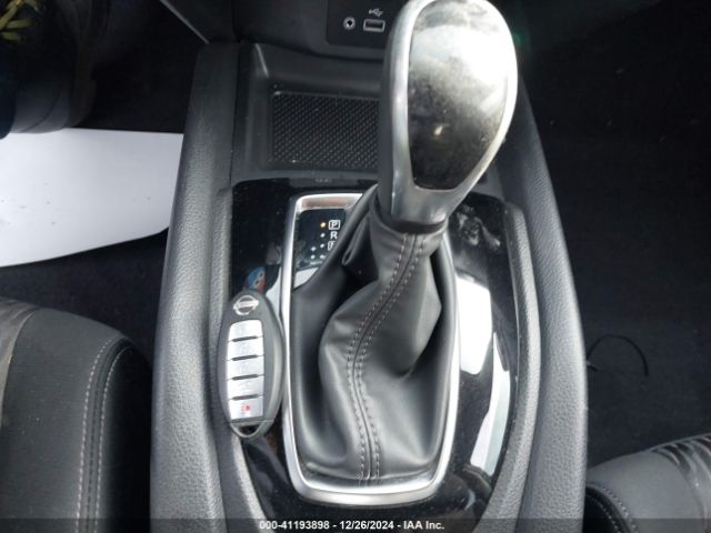 JN8AT2MTXLW014327 Nissan Rogue Sv Fwd