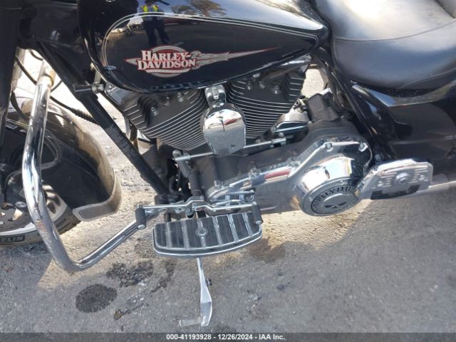 2010 HARLEY-DAVIDSON FLHTC 1HD1FF43XAB638738 Photo 8