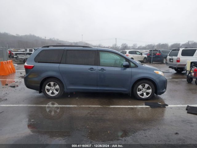 5TDKZ3DC4HS828100 Toyota Sienna Le 8 Passenger