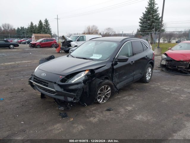 1FMCU9G63NUA99098 Ford ESCAPE SE