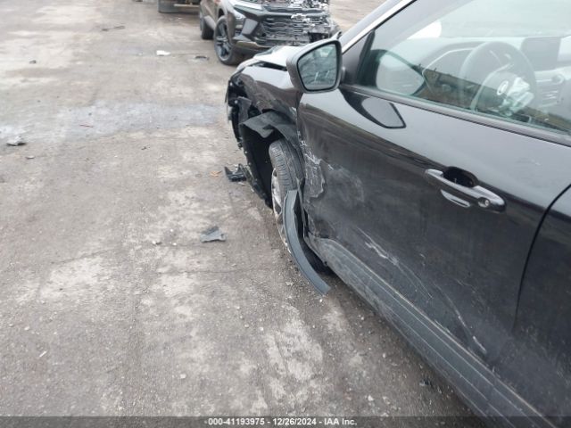 1FMCU9G63NUA99098 Ford ESCAPE SE