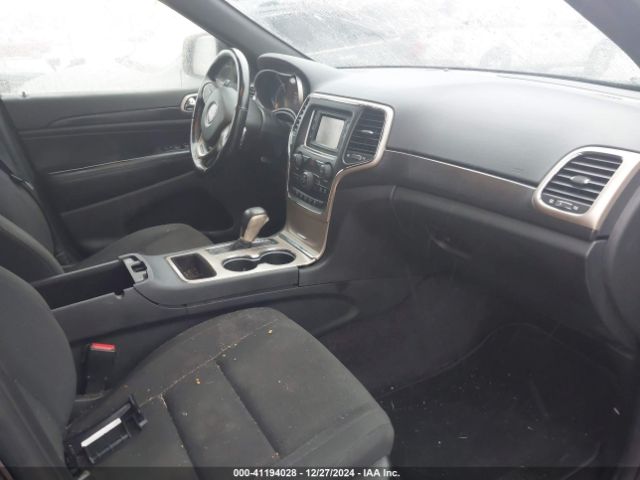 1C4RJFAG2HC782380 Jeep Grand Cherokee Laredo 4x4