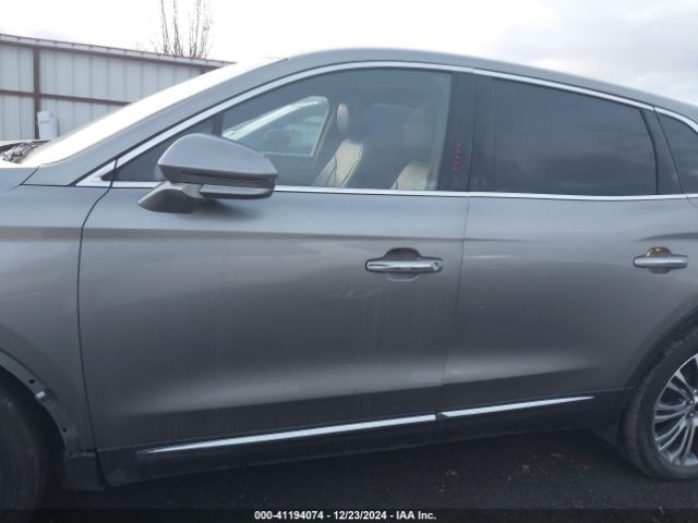 2LMTJ8LR9GBL56099 Lincoln Mkx Reserve