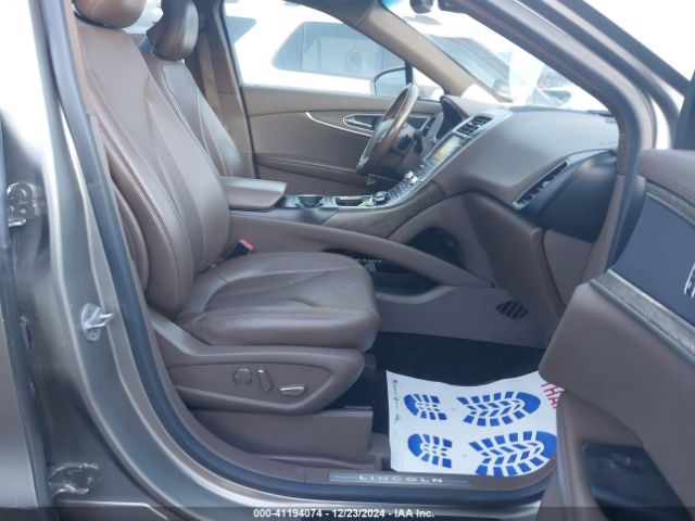 2LMTJ8LR9GBL56099 Lincoln Mkx Reserve