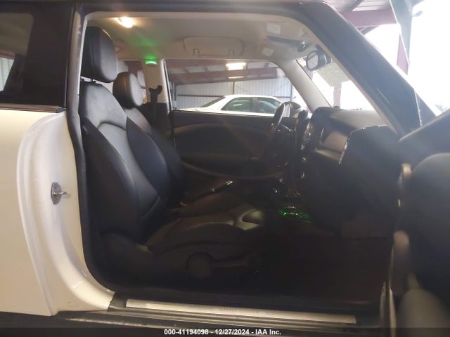 2012 MINI COOPER WMWSU3C55CT542152 Photo 4