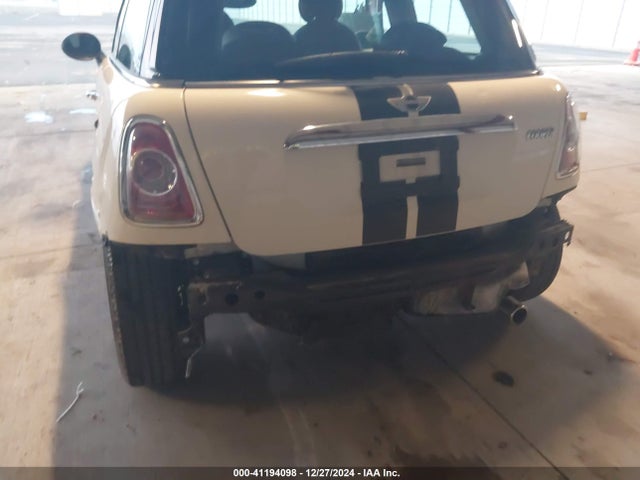 2012 MINI COOPER WMWSU3C55CT542152 Photo 5