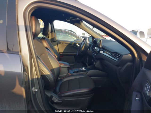 1FMCU9MN1RUA11568 Ford Escape St-line