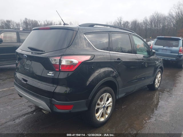 Ford ESCAPE SE 2017 1FMCU9GD8HUD02568 Image 4