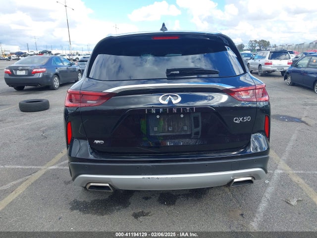 Infiniti 2022 2022 3PCAJ5CB0NF117243 Image 17