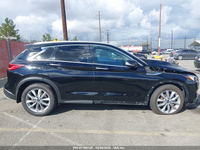 Infiniti 2022 2022 3PCAJ5CB0NF117243 Image 18