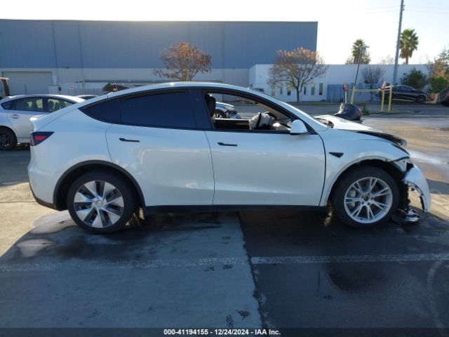 7SAYGDEE9RF071001 Tesla Model Y Long Range Dual Motor All-wheel Drive